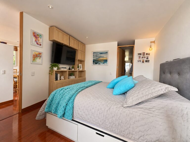 Apartamento de 2 habitaciones en Cedritos - foto 1