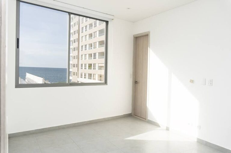 Apartamento 702 en el Edificio Portovela - foto 6